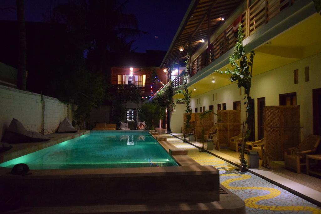 Panda Cottage Gili Trawangan Exterior photo