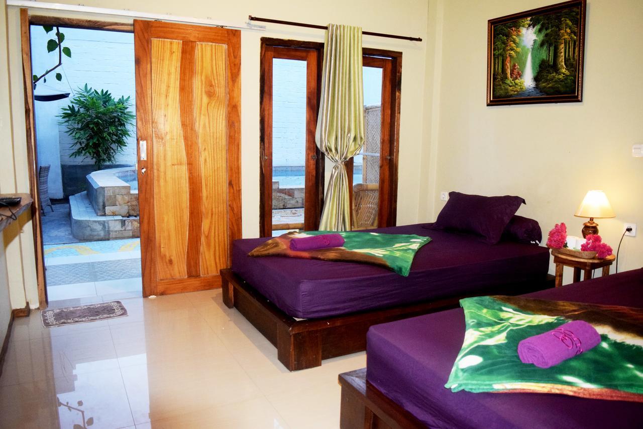 Panda Cottage Gili Trawangan Exterior photo